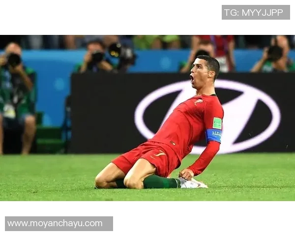 他是全球瞩目的足球明星以卓越技艺和无与伦比的魅力征服球迷